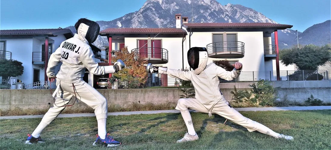 Kadetje v Budimpešti, mlajši v Udinah